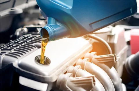 Car engine oil change service in AL NHAHDA
